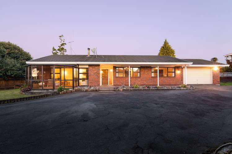 6 Austen Place Leamington_24