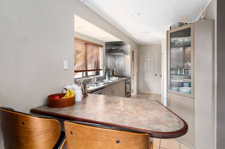 47 Blackmore Drive Owhata_5