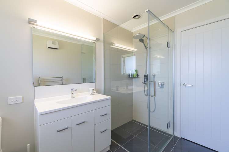 9 Hidden Lakes Avenue Te Anau_20