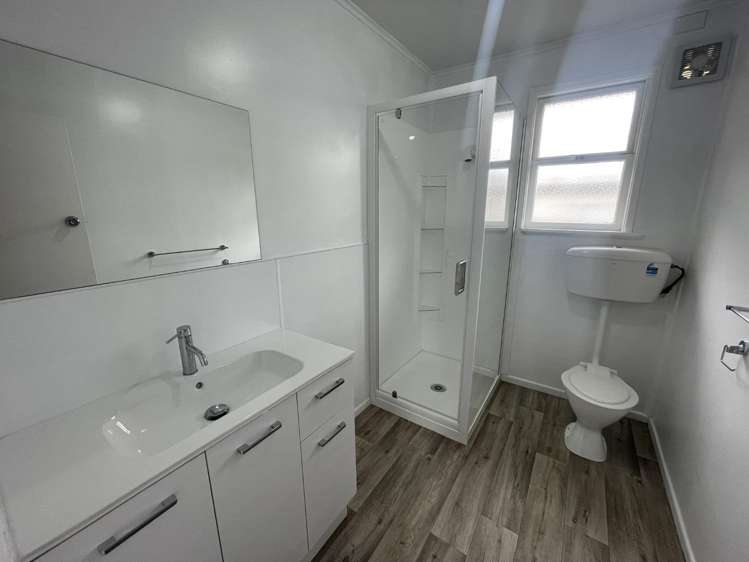 5/22 Beatrix Street 10016_7