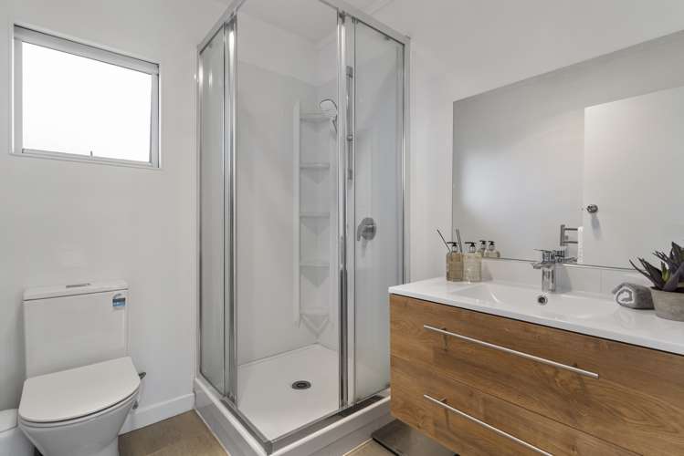 5/762 Beach Road Browns Bay_11