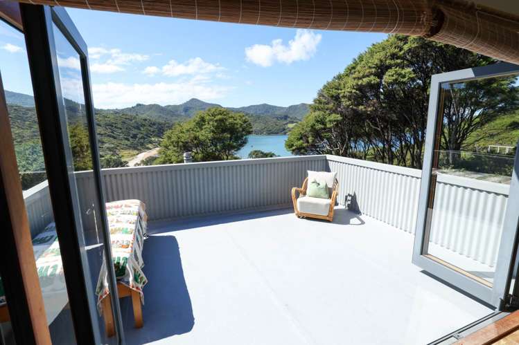 356 & 358 Blind Bay Road Great Barrier Island_21