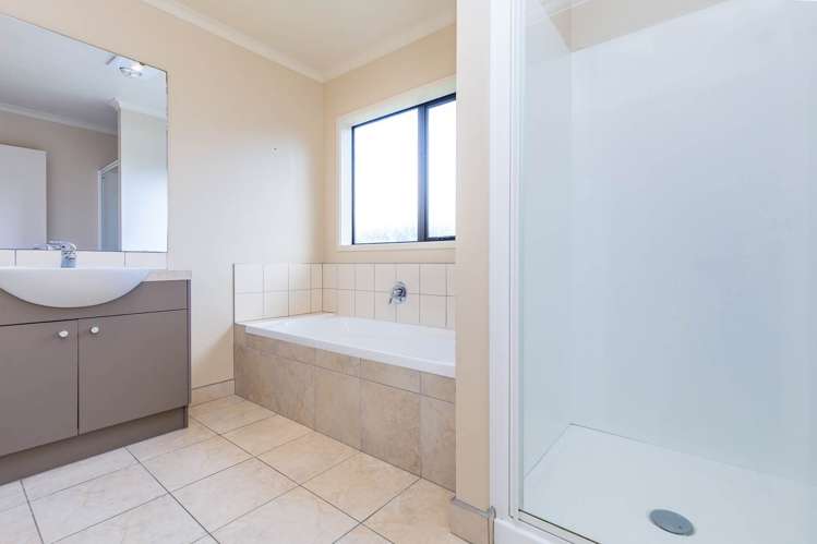 2 Seamount Drive Red Beach_10