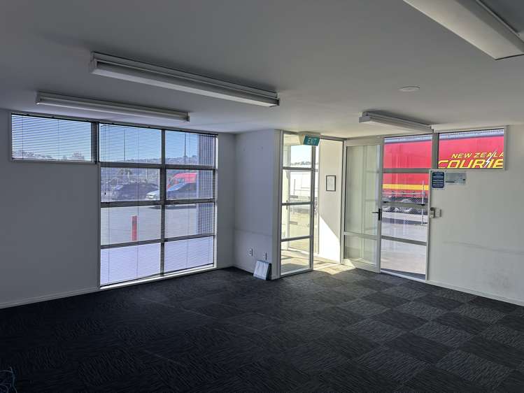 33 Portsmouth Drive South Dunedin_7