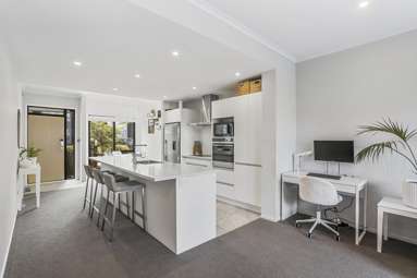 17 Eyton Kay Road_4