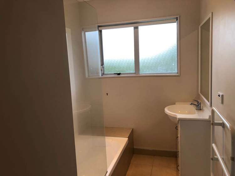 2/38a Ambler Avenue Glen Eden_9