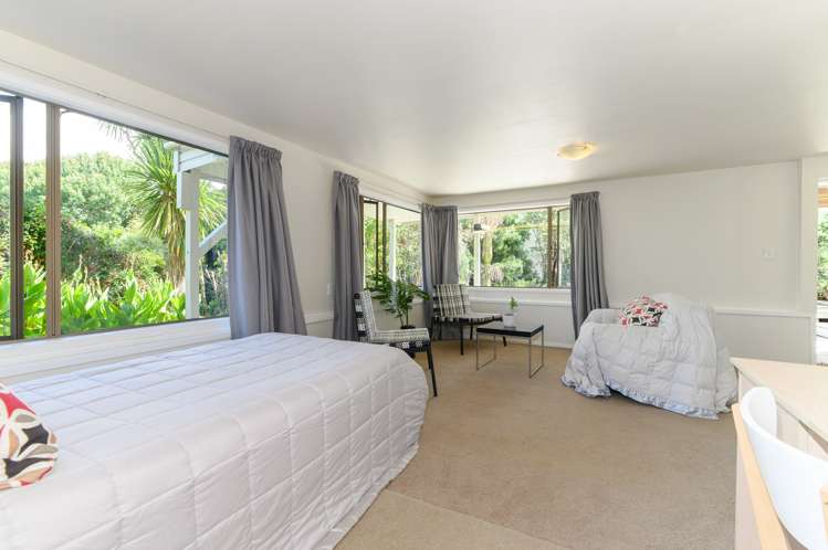 6 Bamfield Place Hillsborough_19