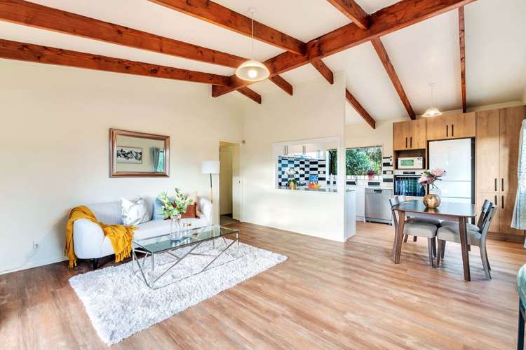 2/6a Inver Street Glen Eden_2