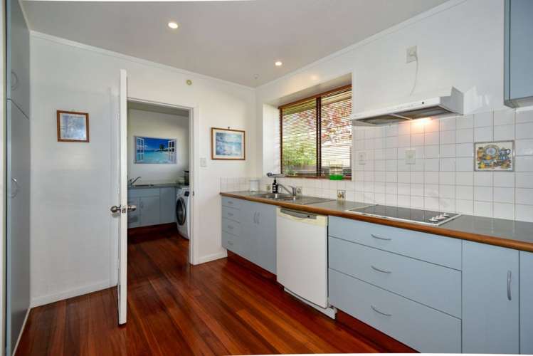 61 Teesdale Street Burnside_10