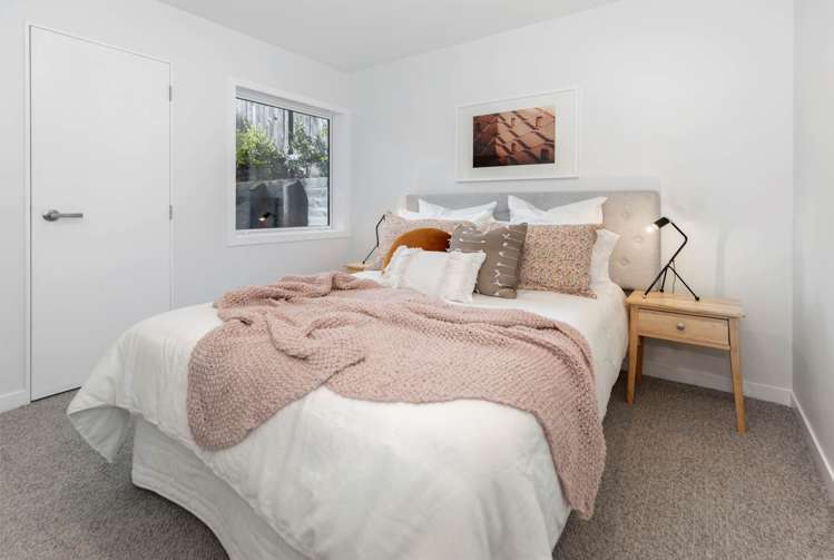 2/14 Peel Street Westmere_17