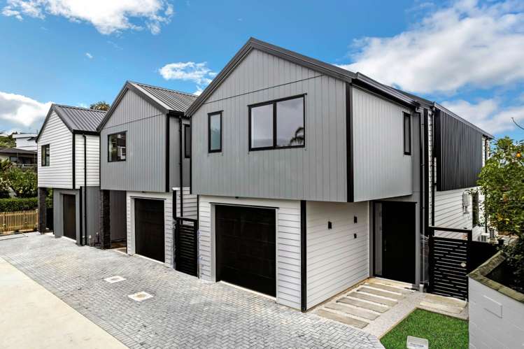 Lots 1-3, Ganymede Place Half Moon Bay_16