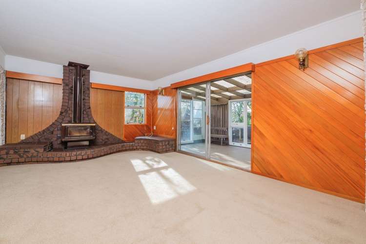 1 Surman Place Glen Eden_9