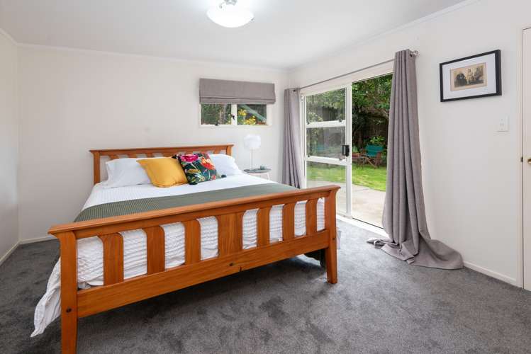 2/28 Parkhill Road Mellons Bay_13