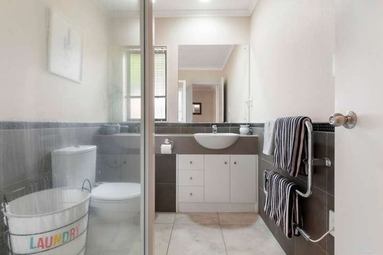 19 Turnberry Drive Wattle Downs_15