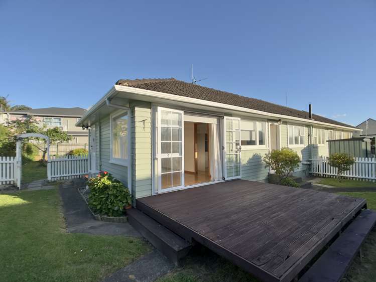 2/65 Moore Street Howick_3