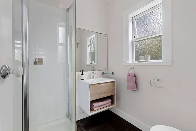 926 Kahikatea Flat Road Waitoki_9