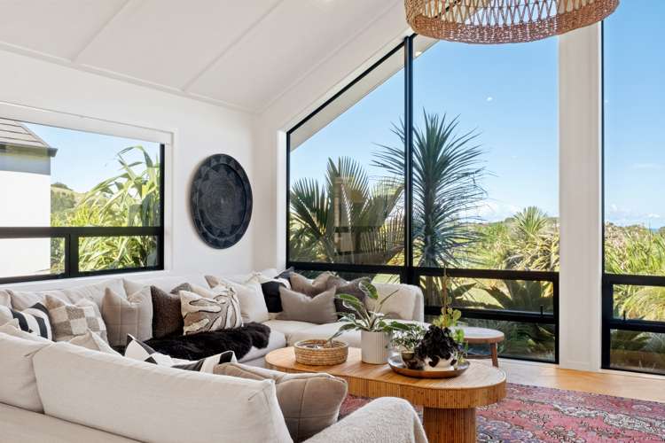 82 Scarlys Way Okitu_11