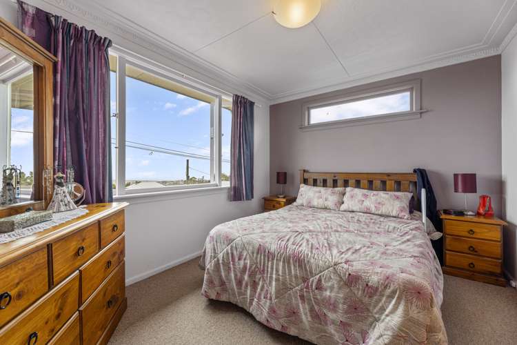 4 Saunders Street Brockville_9