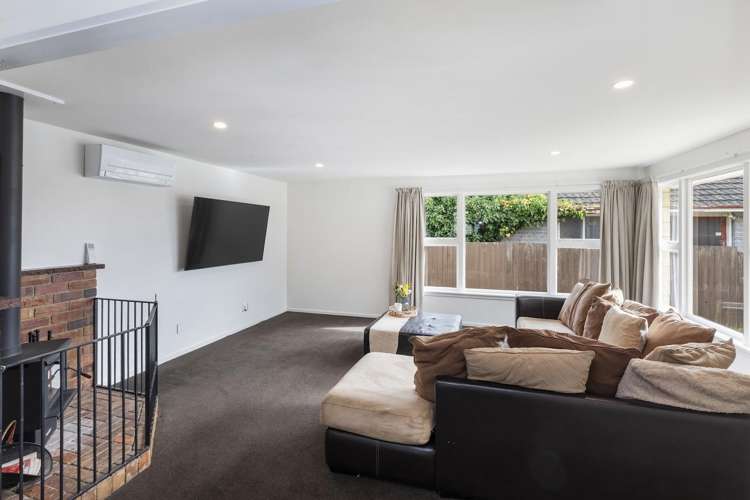 52 Chartwell Street Burwood_8