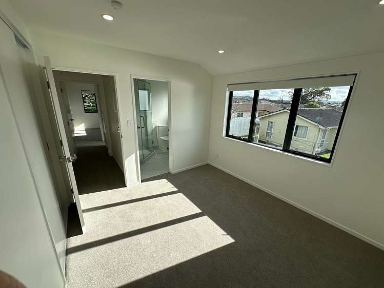 28D McKinstry Avenue Mangere East_14