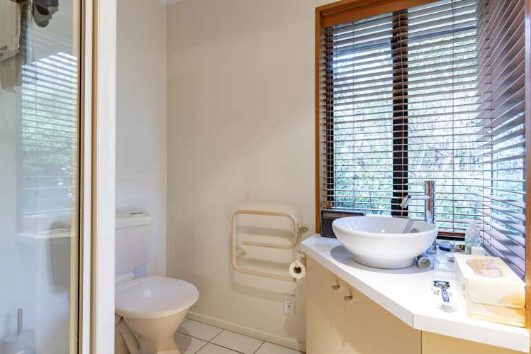 25 Gunns Crescent Cashmere_14