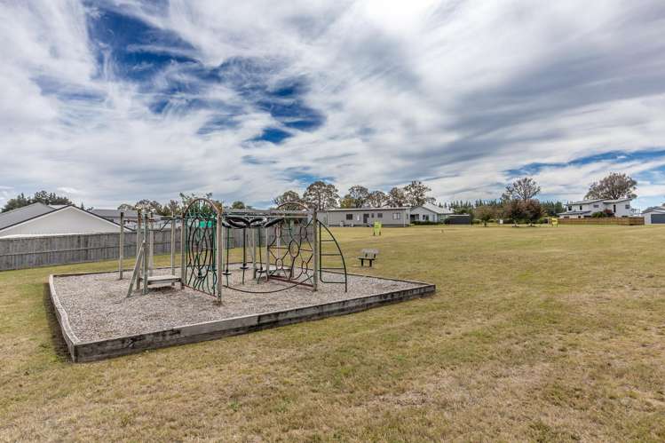 17 John Norrie Place Motuoapa_12