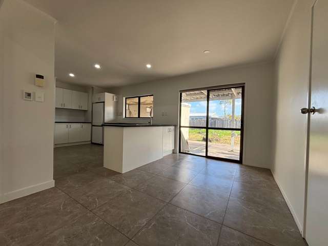 53 John Walker Drive Manurewa_2