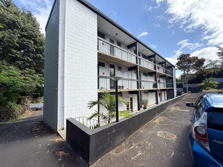 1/49 Esplanade Road Mount Eden_0