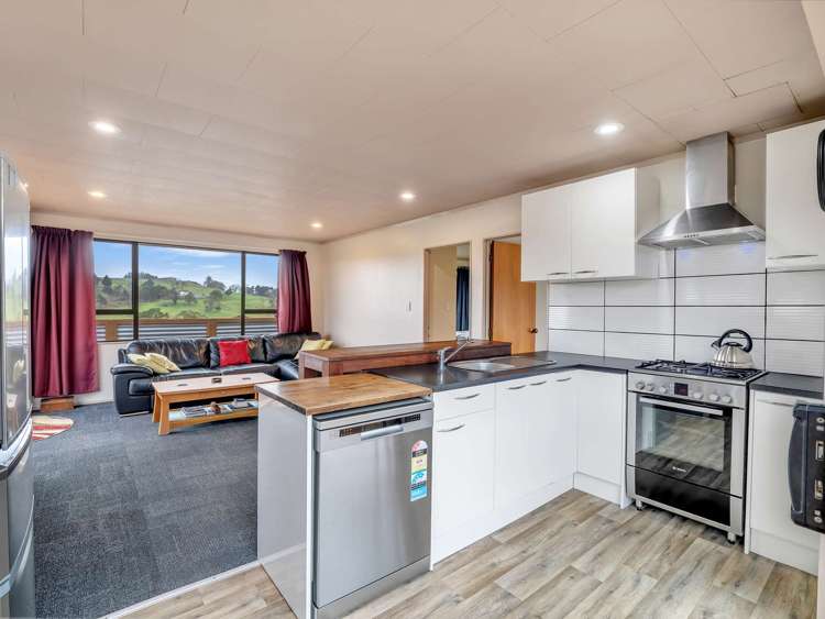 4 Hebe Lane Maungaturoto_13