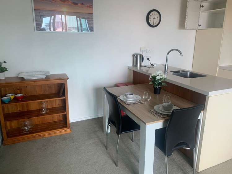 327/8 Dockside Lane Auckland Central_7