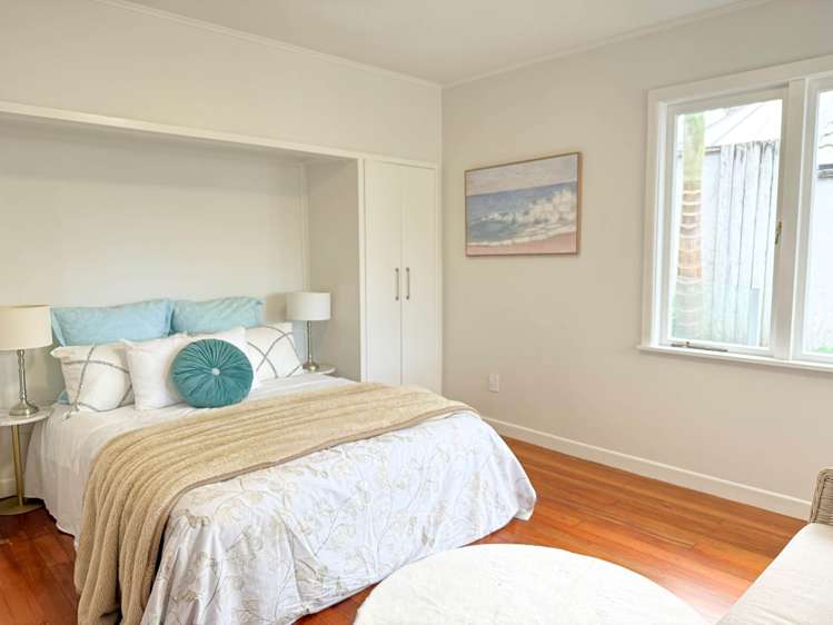 41 Seacliffe Road Hillsborough_13