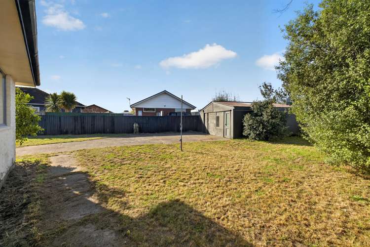 133 Marlow Road Aranui_19