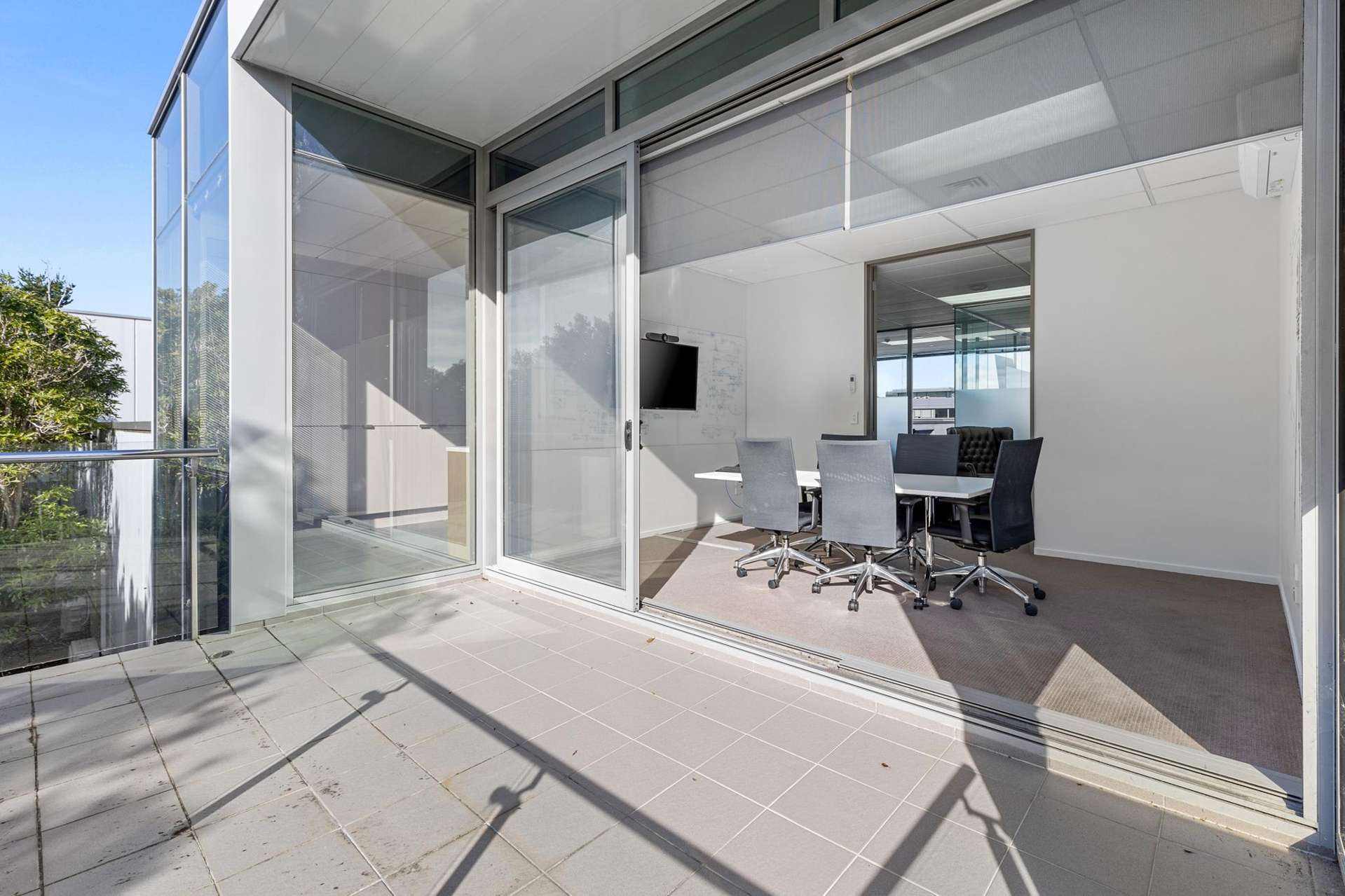 6/11 Orbit Drive Albany_0