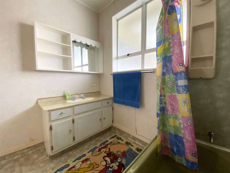 166 Clyde Street Balclutha_13