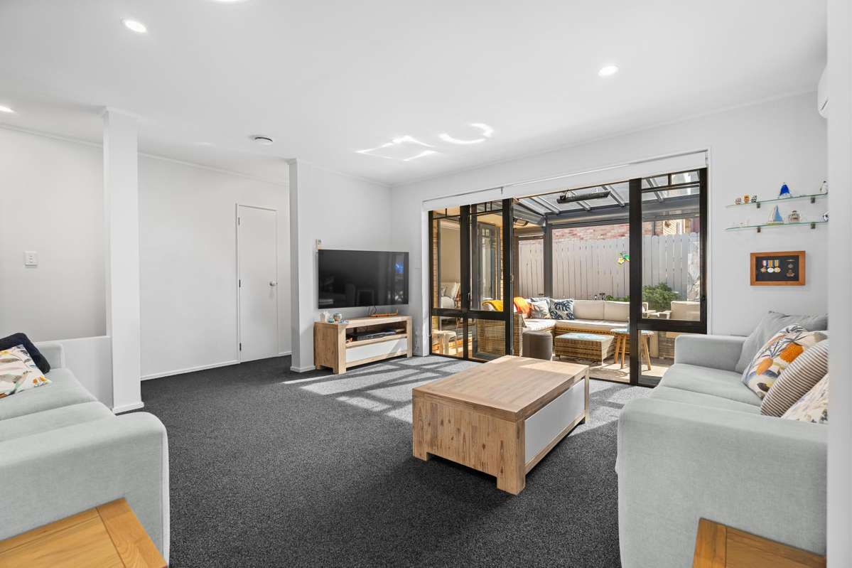 108 Lakeside Drive_1