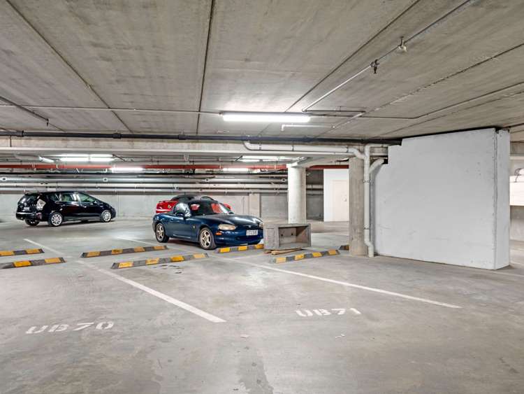 616/135 Hobson Street 10015_10