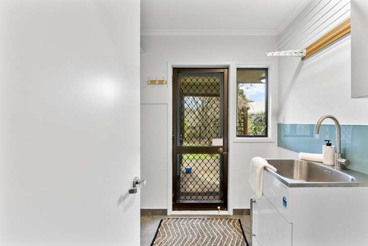 7 Kaitake Place Oakura_20