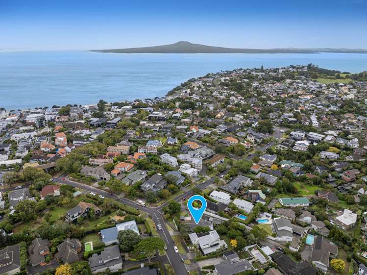 10 Sylvia Road St Heliers_27