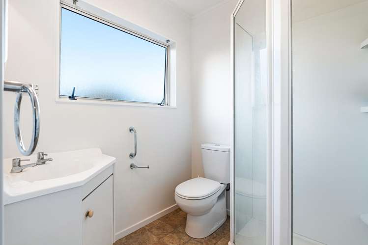 19 Brookvale Park Stanmore Bay_13