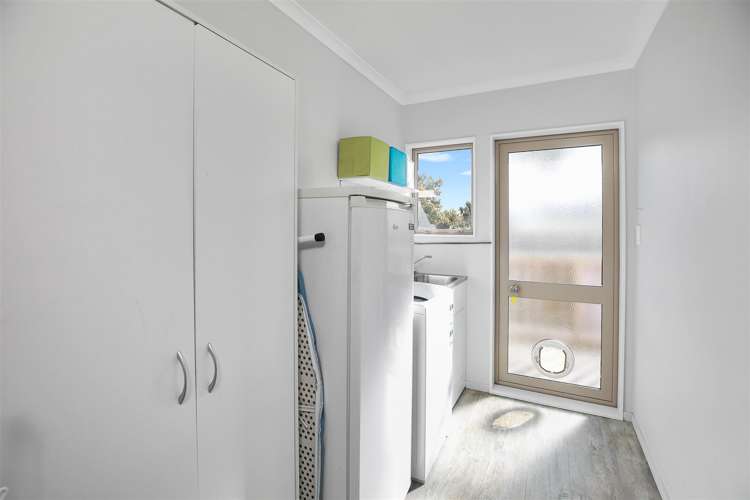 304a Queen Sh25 Street Thames_10