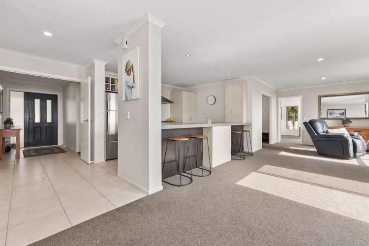 1 Greenstone Place Aotea_6