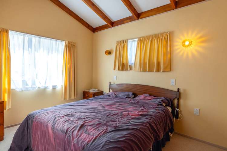 12 Moana Avenue Surfdale_12