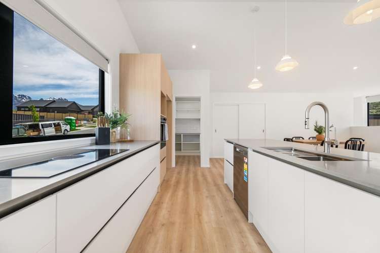 8 Southdown Road, Hanley's Farm Jacks Point_5