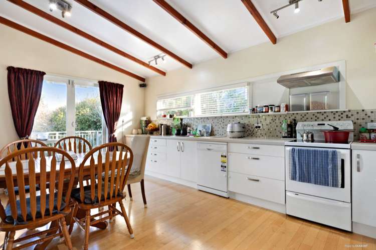 22 James Evans Drive Northcote_21