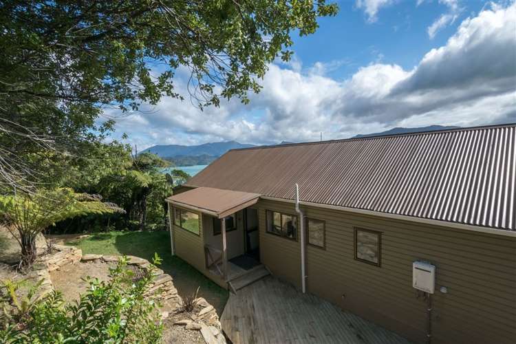 2945 Kenepuru Road Kenepuru Sound_13