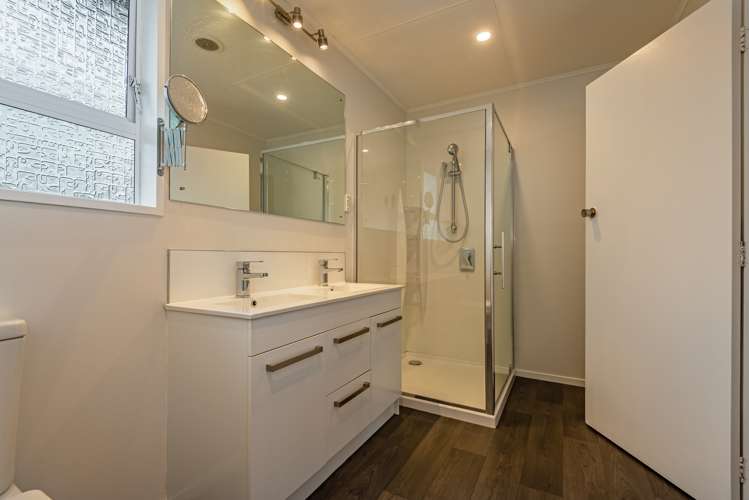 86 Wikiriwhi Crescent Awapuni_14