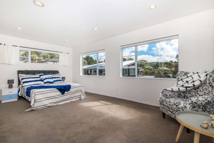 2/103l Glengarry Road Glen Eden_13