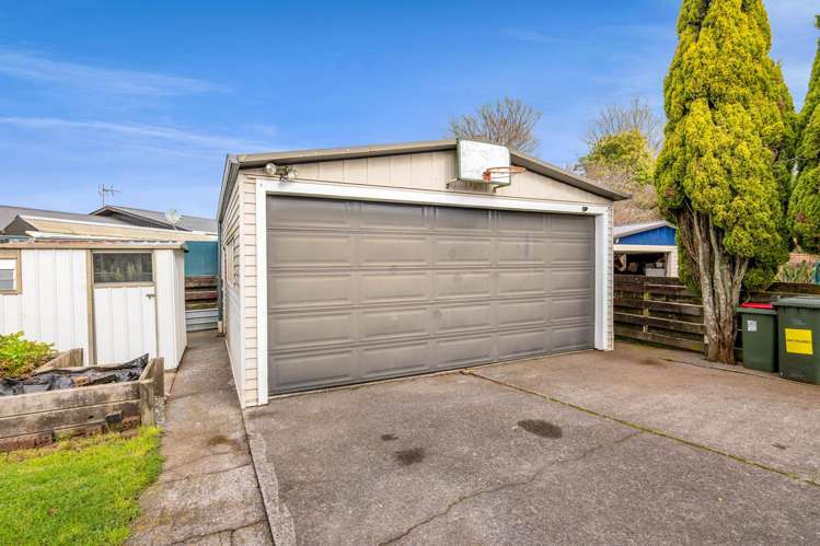 21 Oberon Street Stratford_25