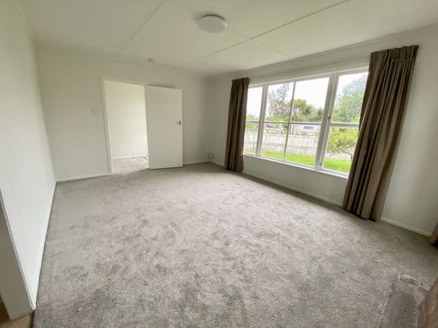 2 Aronui Terrace Kelston_2