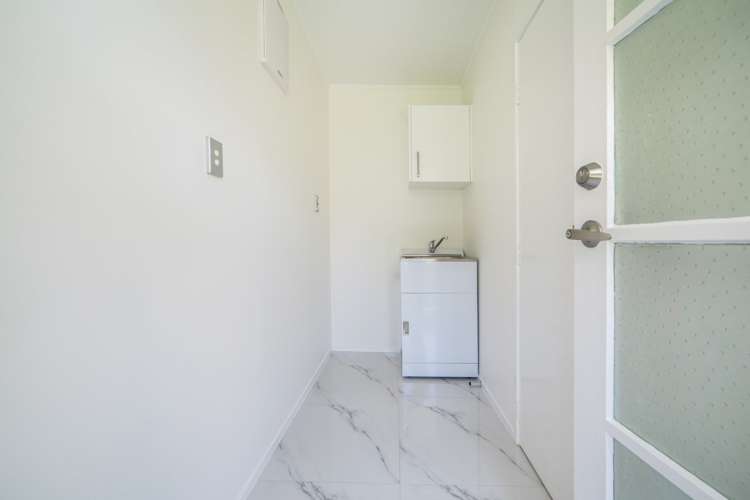 2/34 Alamein Avenue Belmont_18